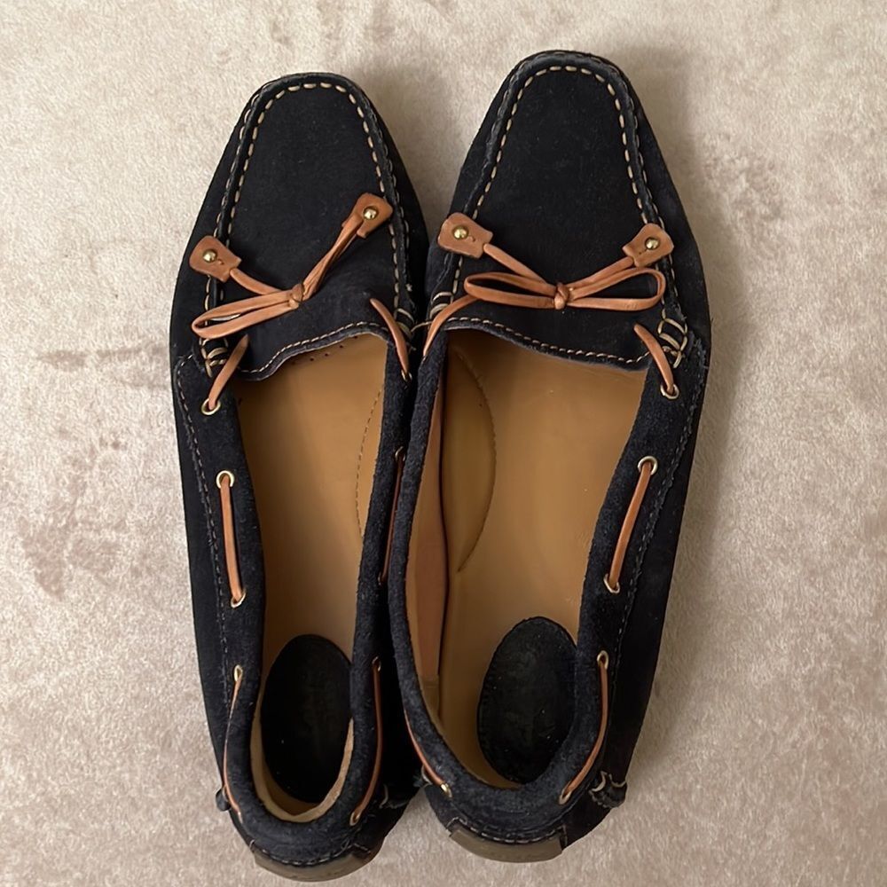 Clark’s Artisan Sz 9 Navy Suede Leather Rubber Sole Loafers EUC - Picture 2 of 9